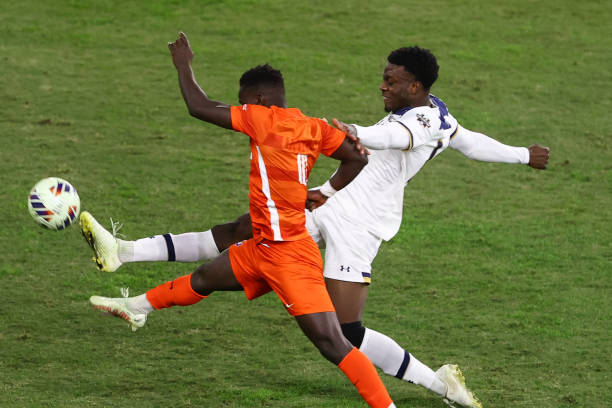 给本届赛事 给本届赛事