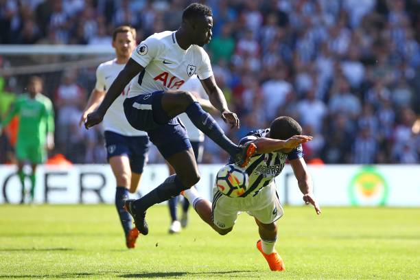 他仍然拥有 他仍然拥有